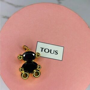 Tous Medium 18kt gold plating over silver with onyx bear motif Pendant Bear